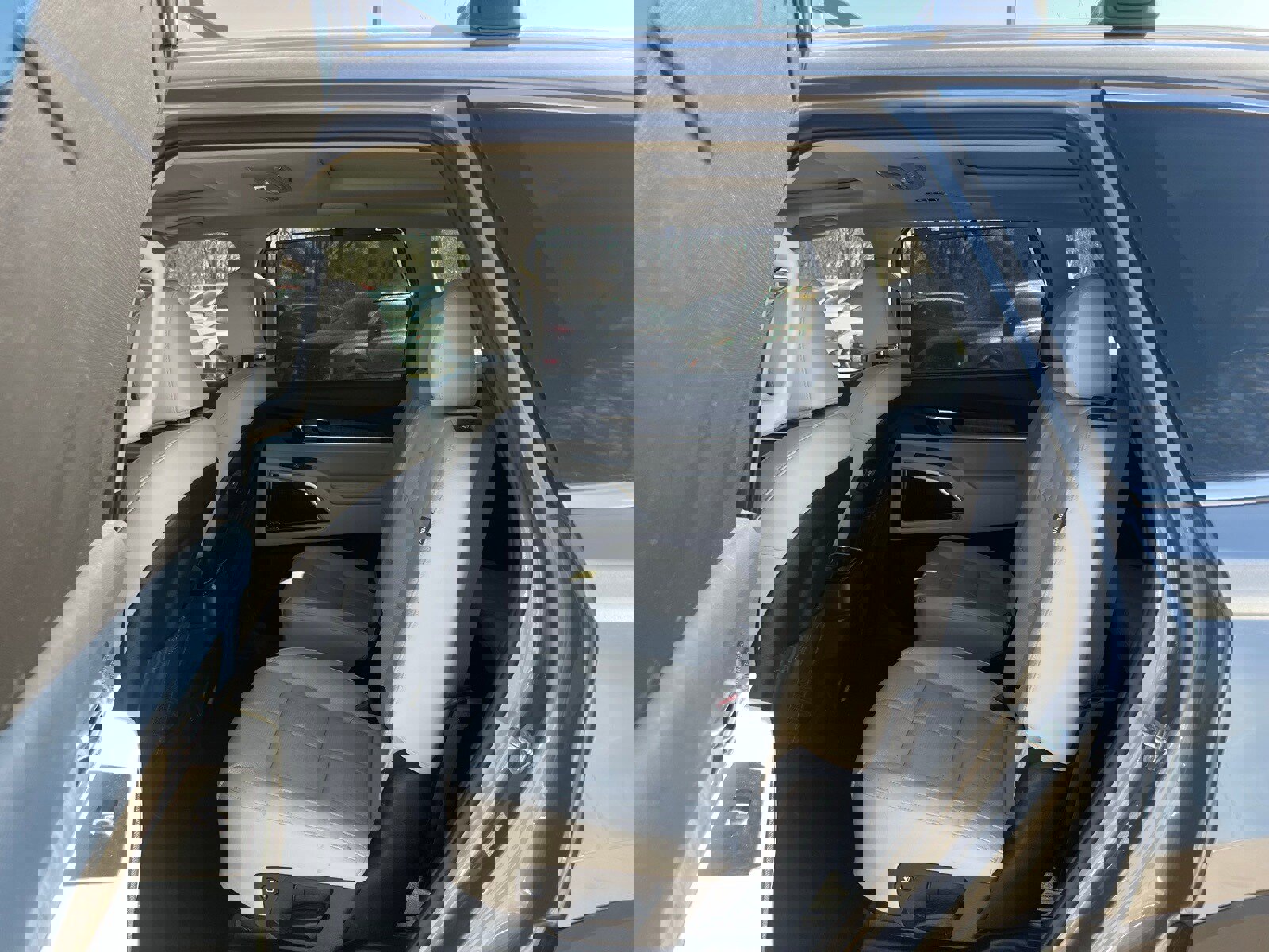 Used 2025 Kia Telluride SX w/ SX Captain's Chair Package image 20