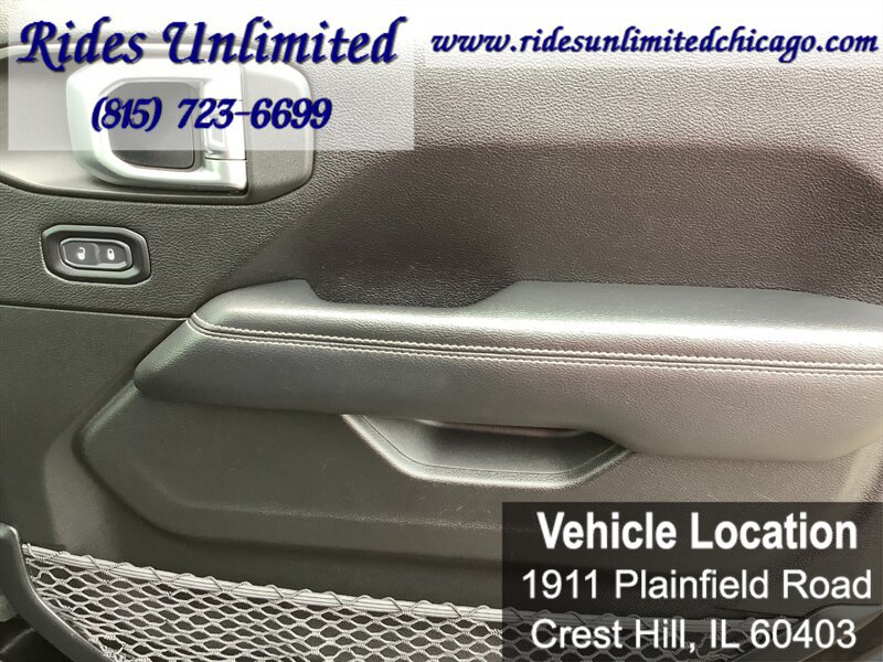 Used 2019 Jeep Wrangler Unlimited Sahara w/ Uconnect 4C Nav & Sound Group AWD/4WD image 36