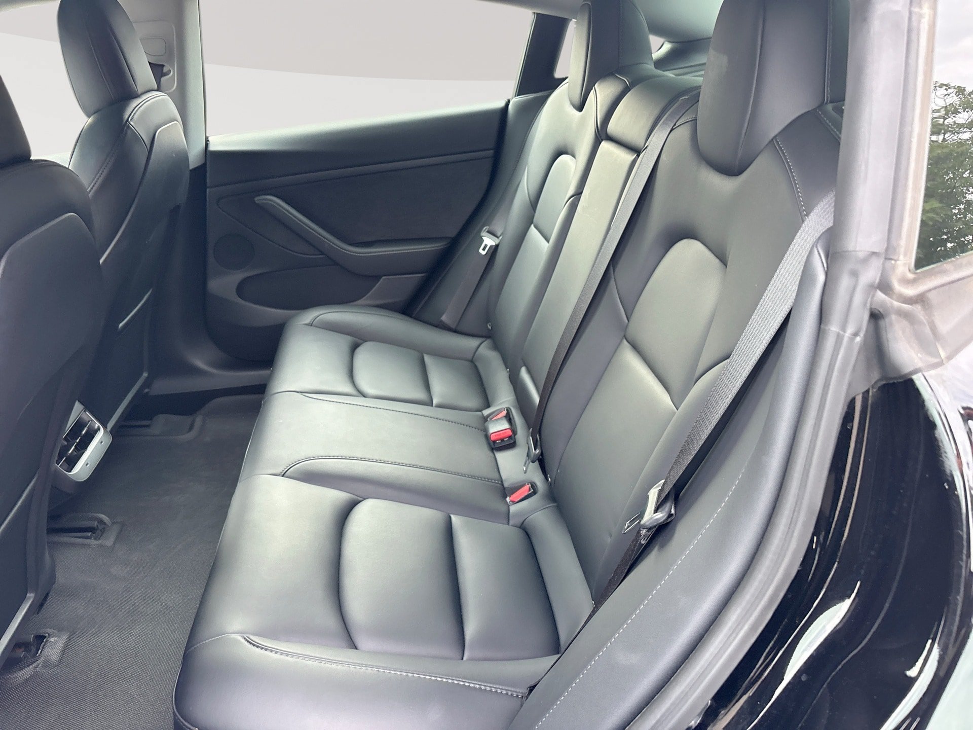 Used 2021 Tesla Model 3 RWD image 26