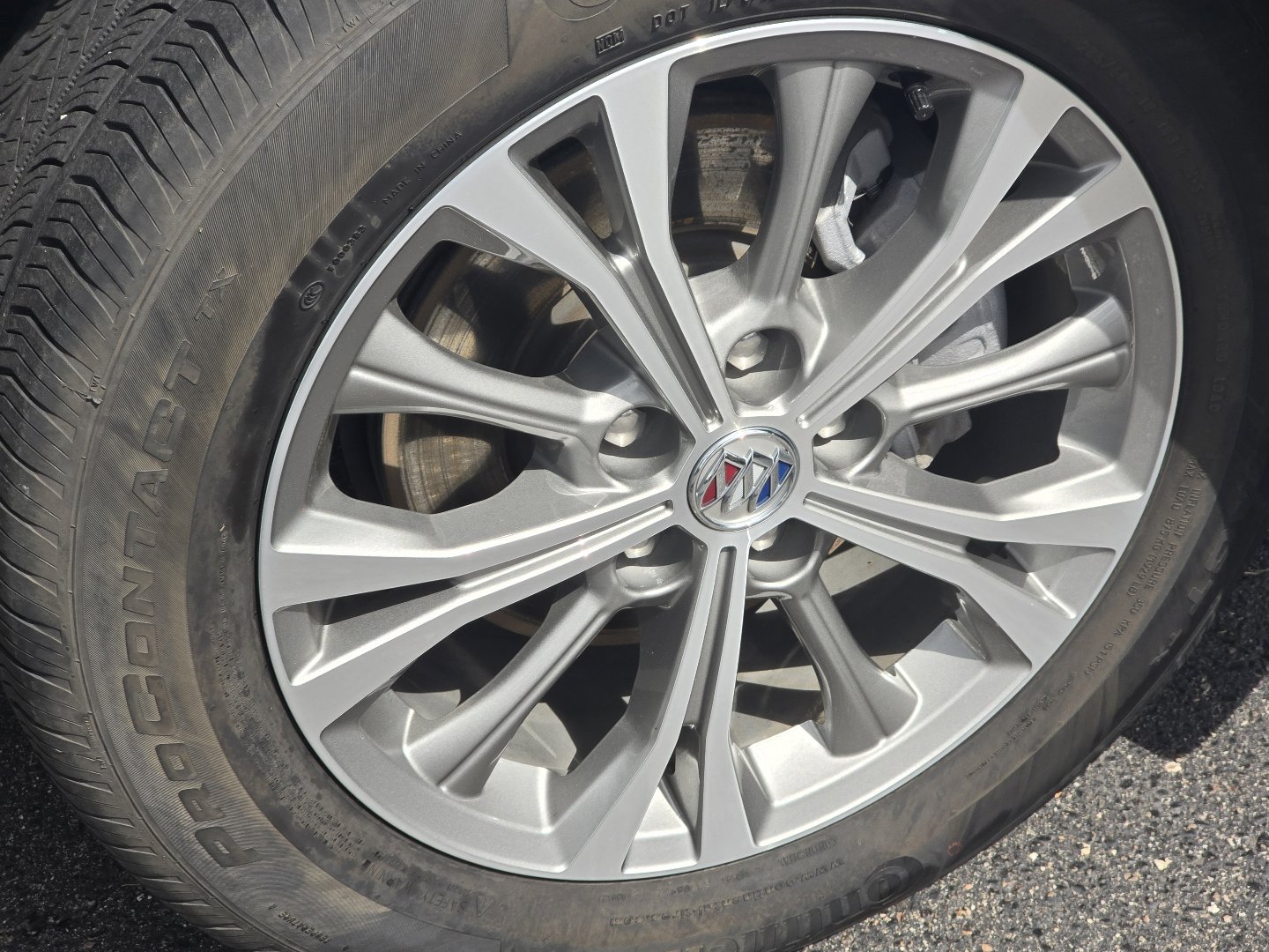 Certified 2023 Buick Envision Preferred AWD/4WD image 18