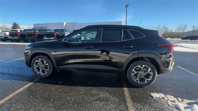 New 2026 Chevrolet Trax LT image 8