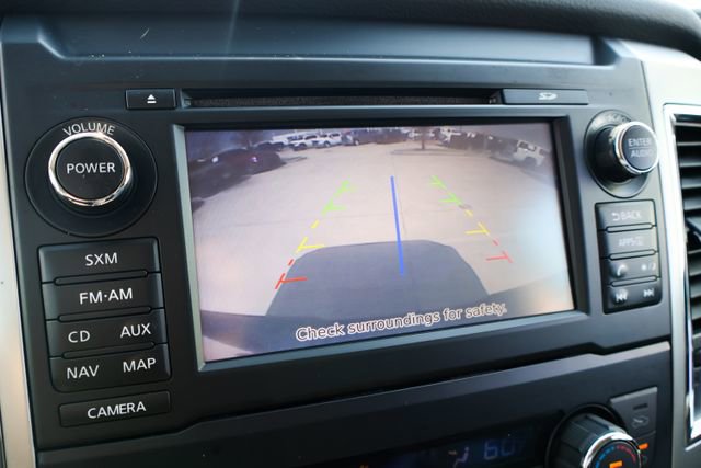 Used 2016 Nissan Titan SL image 18