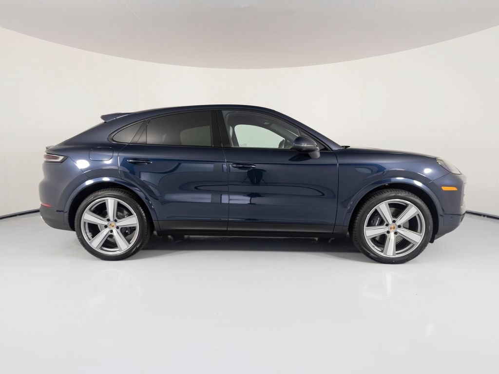 New 2026 Porsche Cayenne Coupe AWD/4WD image 12