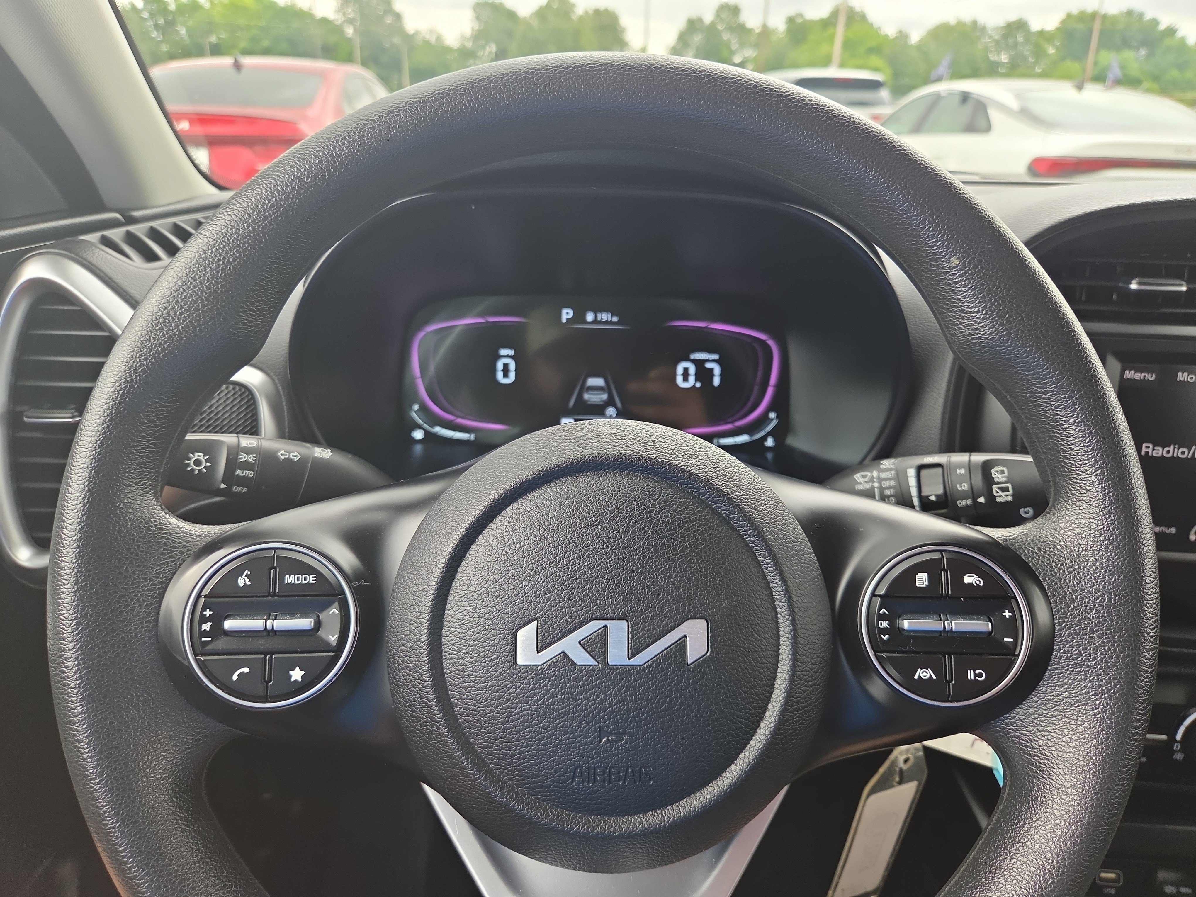 Used 2024 Kia Soul FWD image 10