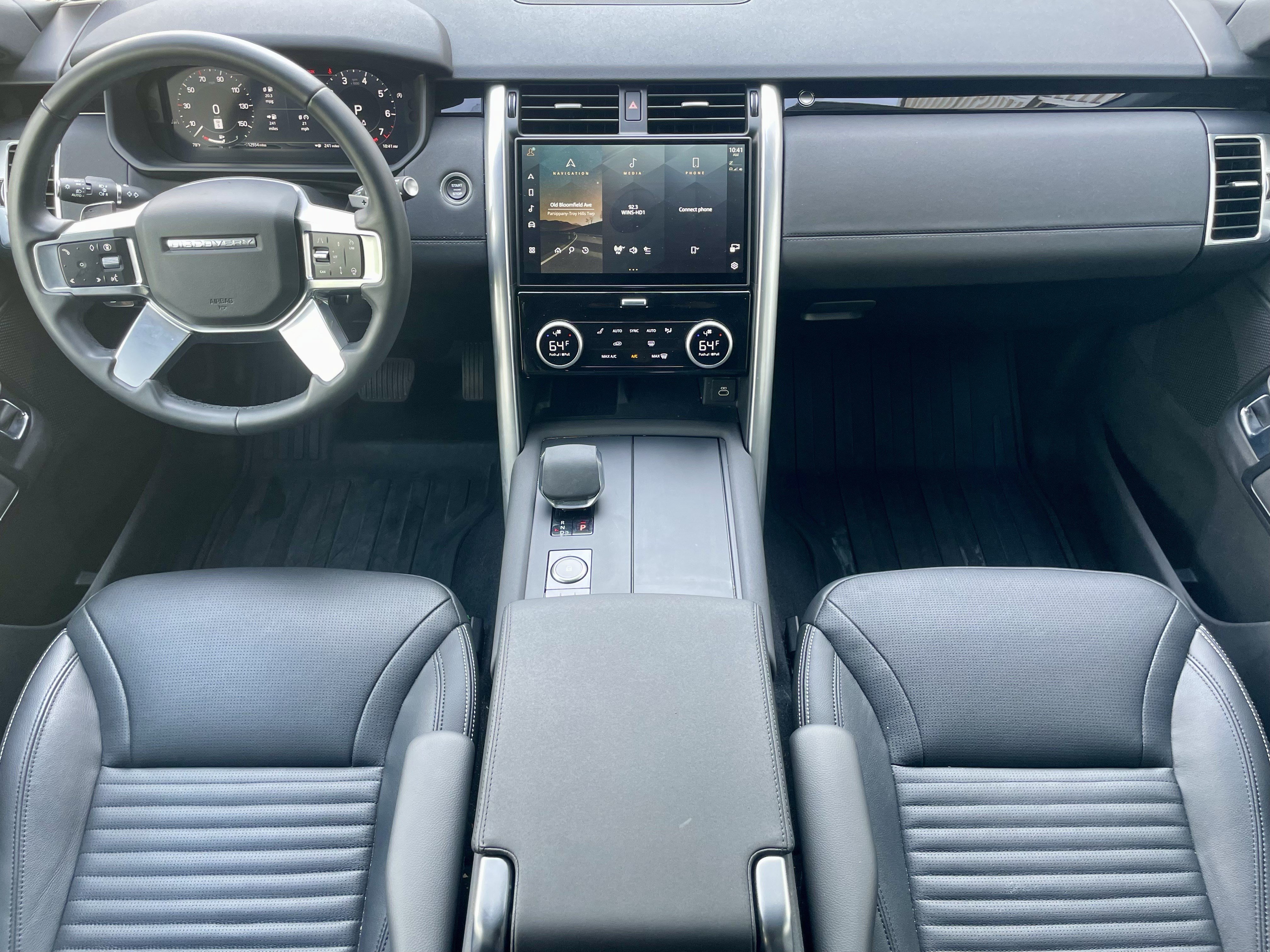 Used 2025 Land Rover Discovery S AWD/4WD image 16