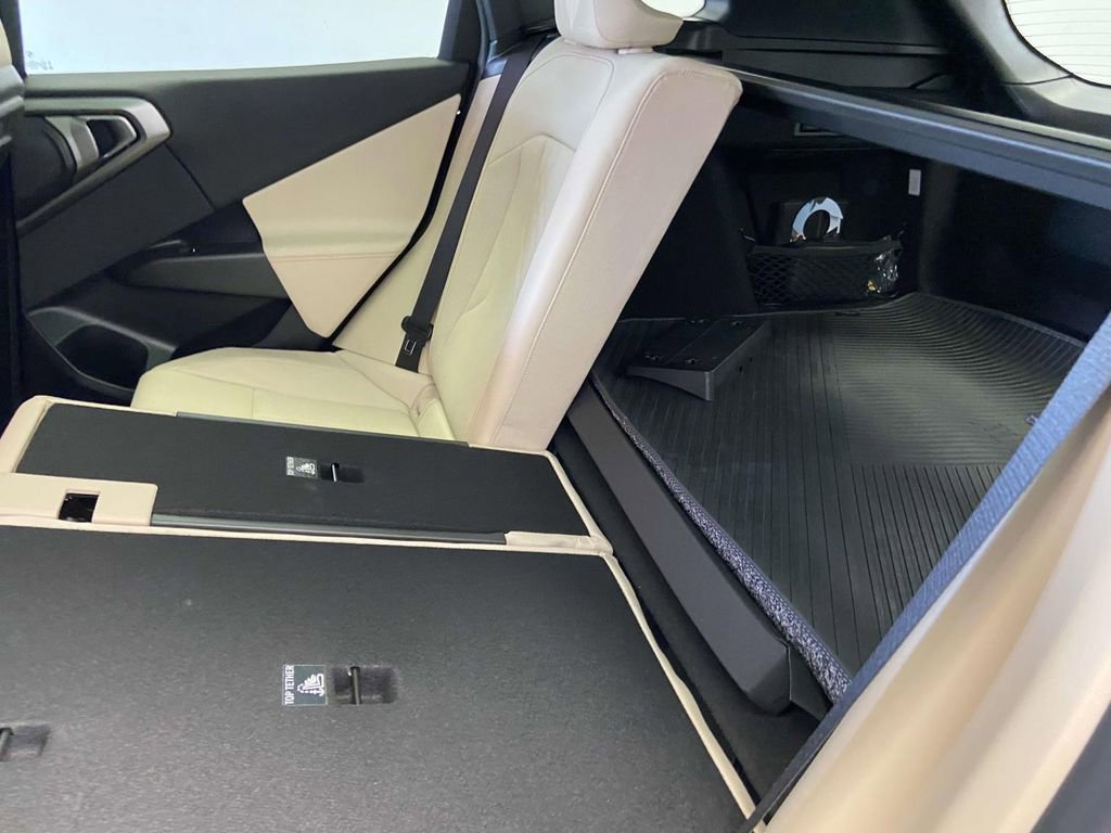 Used 2026 BMW X3 xDrive30 w/ Convenience Package image 16