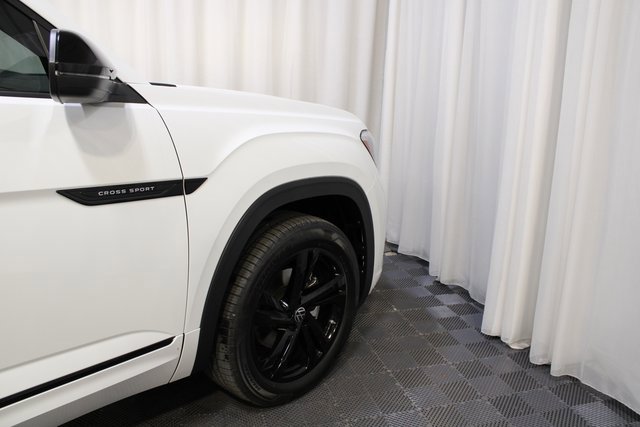 New 2026 Volkswagen Atlas Cross Sport SEL R-Line image 25