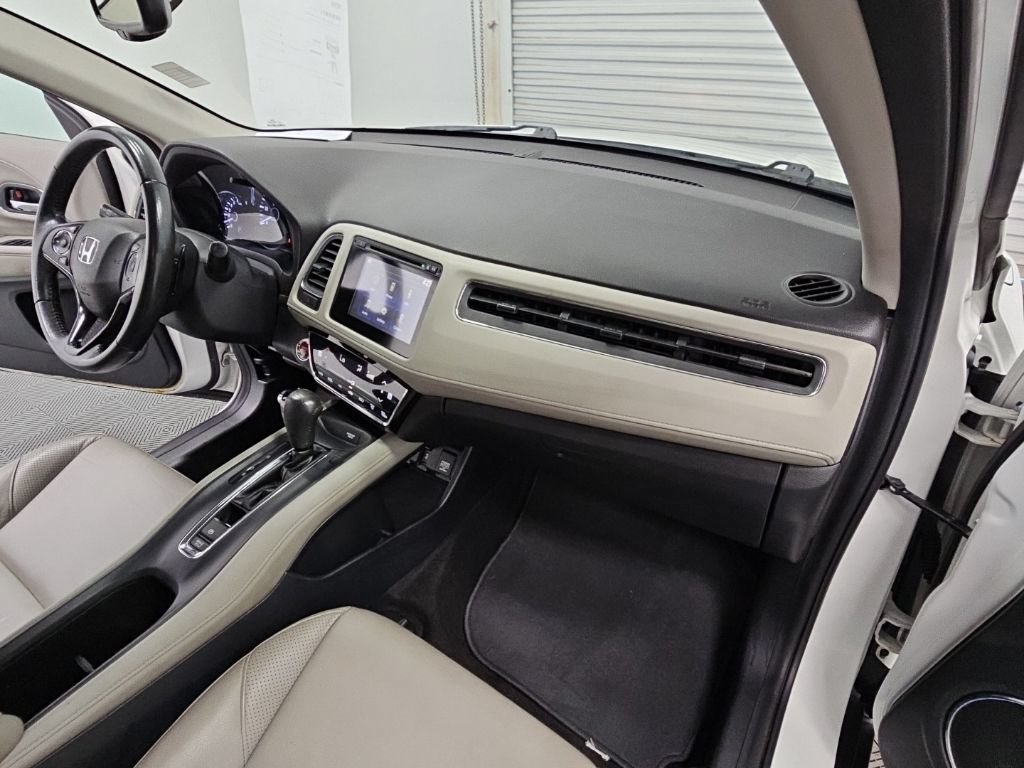 Used 2017 Honda HR-V EX-L image 37