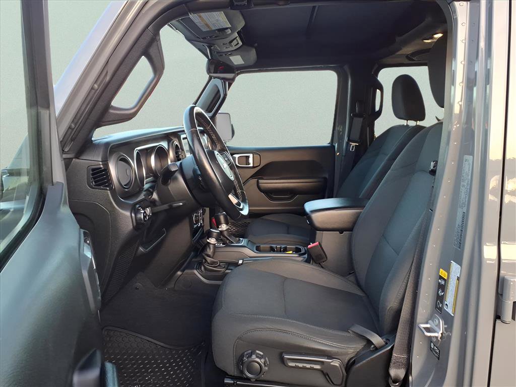 Used 2022 Jeep Gladiator Willys image 9