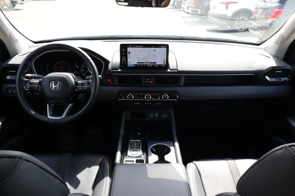 Used 2023 Honda Pilot Touring image 40
