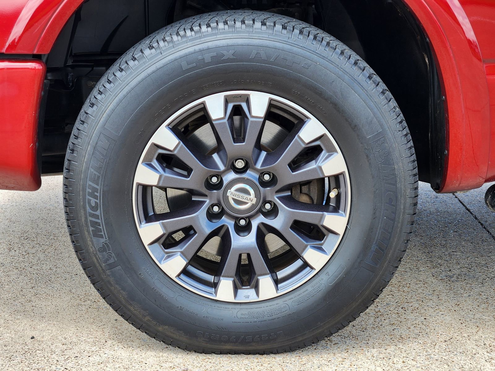 Used 2018 Nissan Titan PRO-4X w/ Pro-4x Utility Package image 17