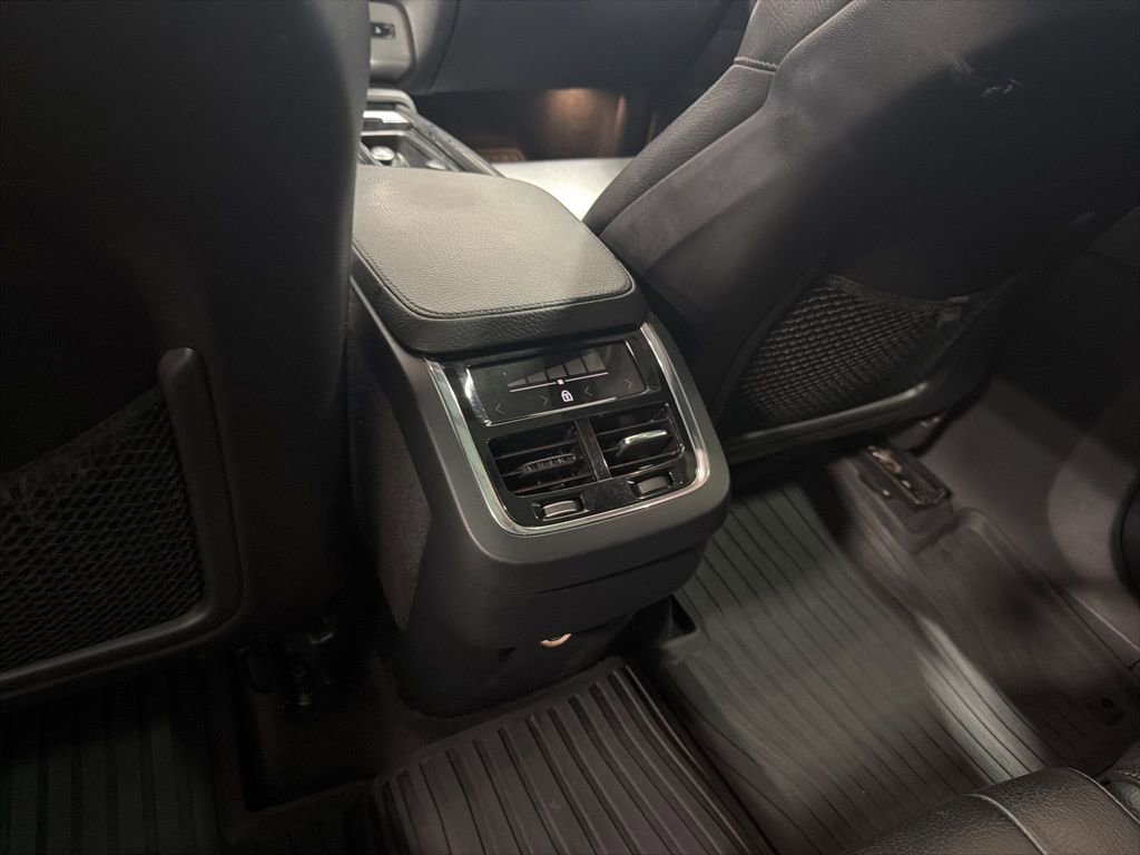 Used 2018 Volvo XC90 T6 Momentum w/ Protection Package Premier image 20