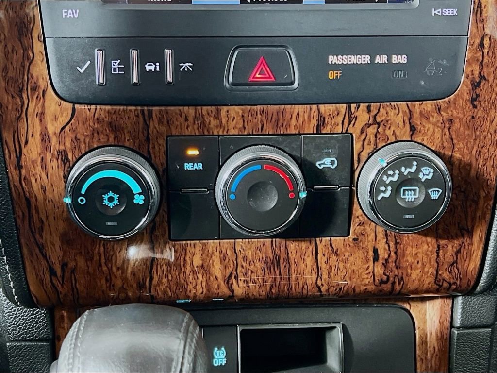 Used 2014 Chevrolet Traverse LT image 15