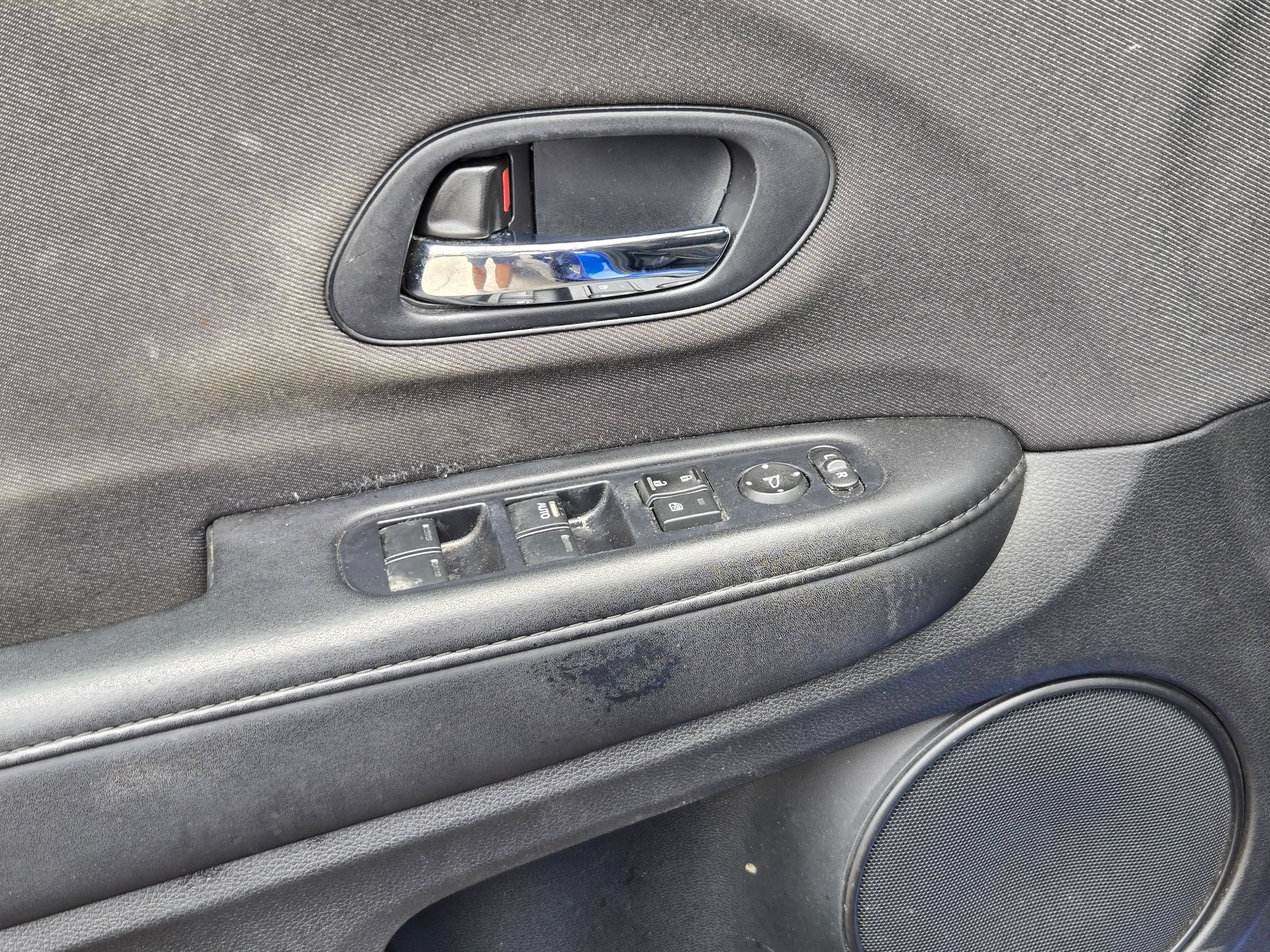 Used 2019 Honda HR-V Sport image 11