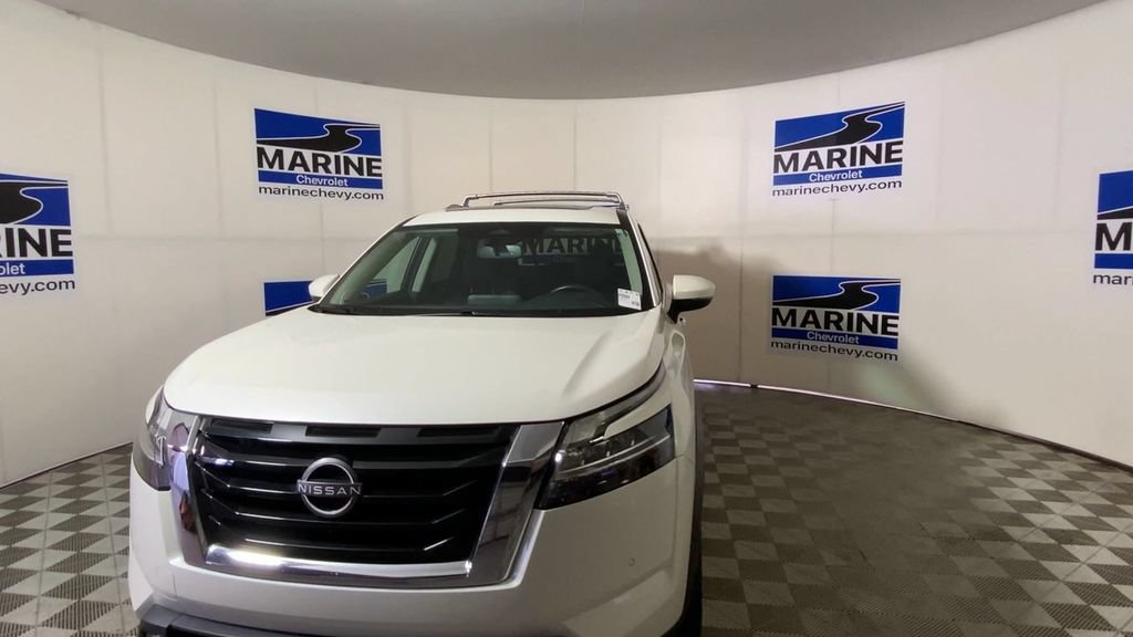 Used 2022 Nissan Pathfinder SL w/ SL Premium Package FWD image 5