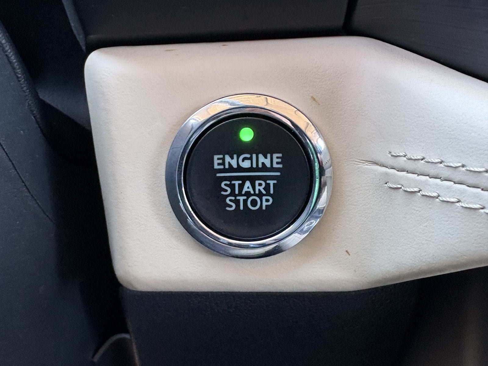 Used 2023 Ford Expedition Platinum AWD/4WD image 32