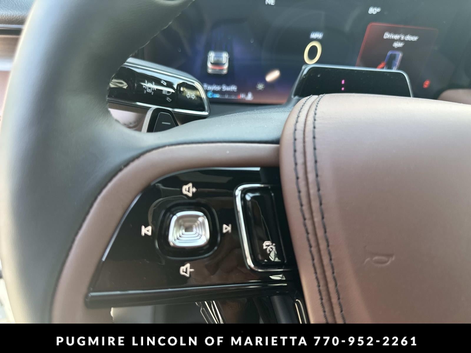 New 2026 Lincoln Aviator Reserve w/ Illumination Package RWD image 17