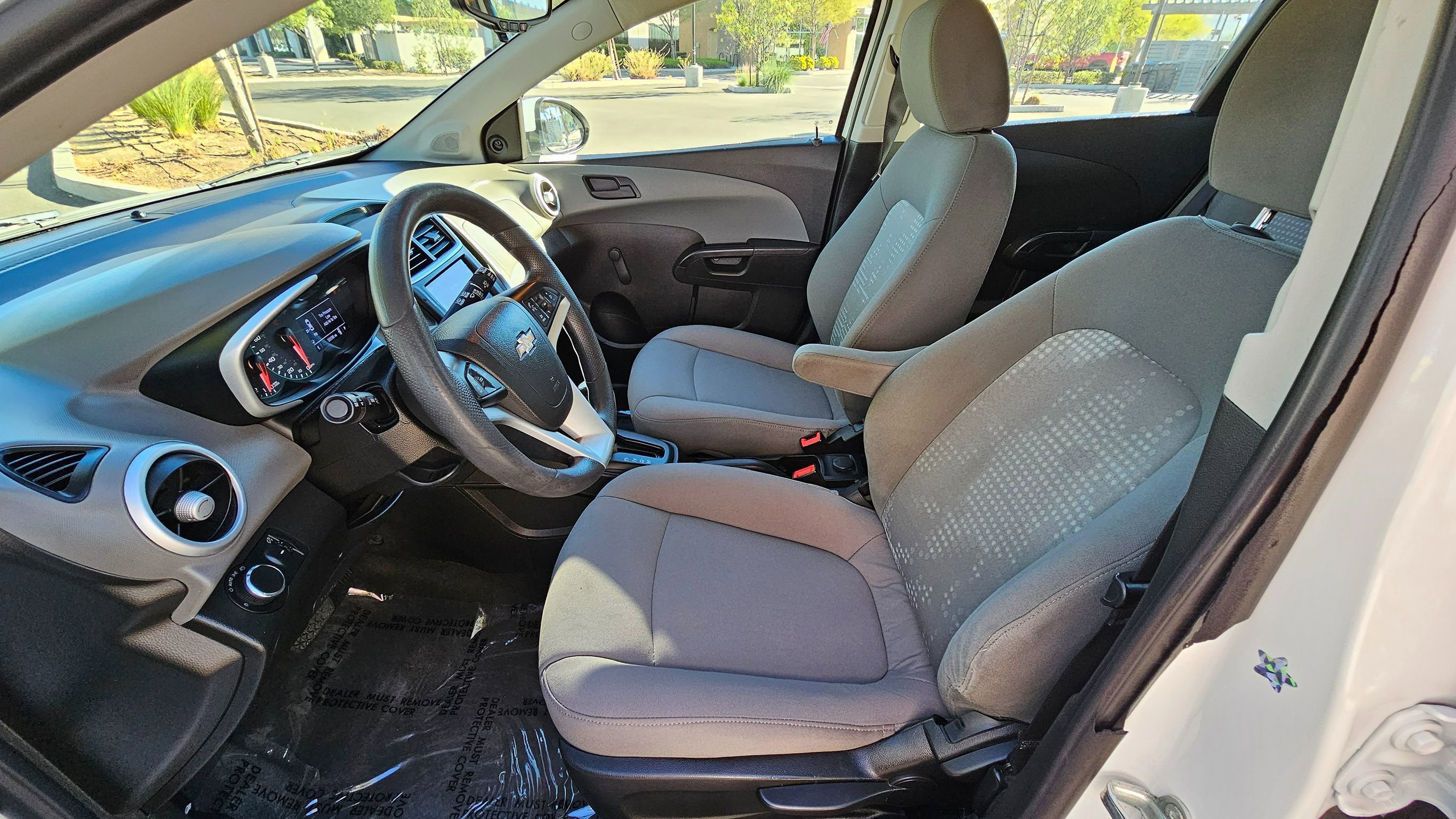 Used 2020 Chevrolet Sonic LT image 14