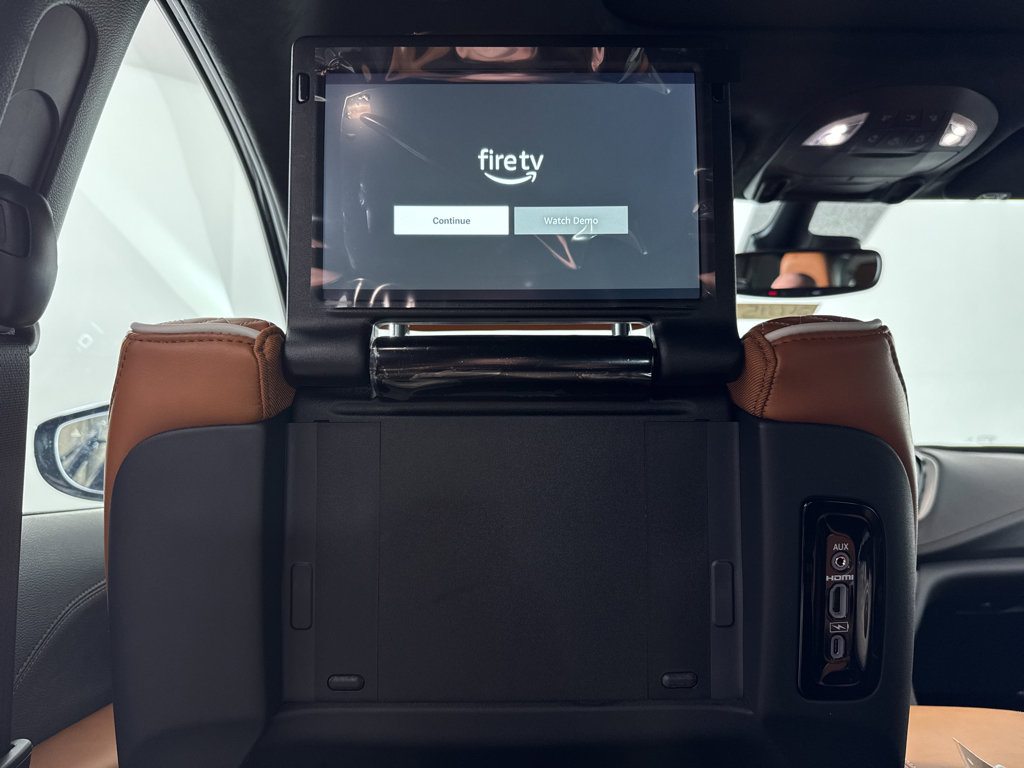 New 2026 Chrysler Pacifica Pinnacle image 24