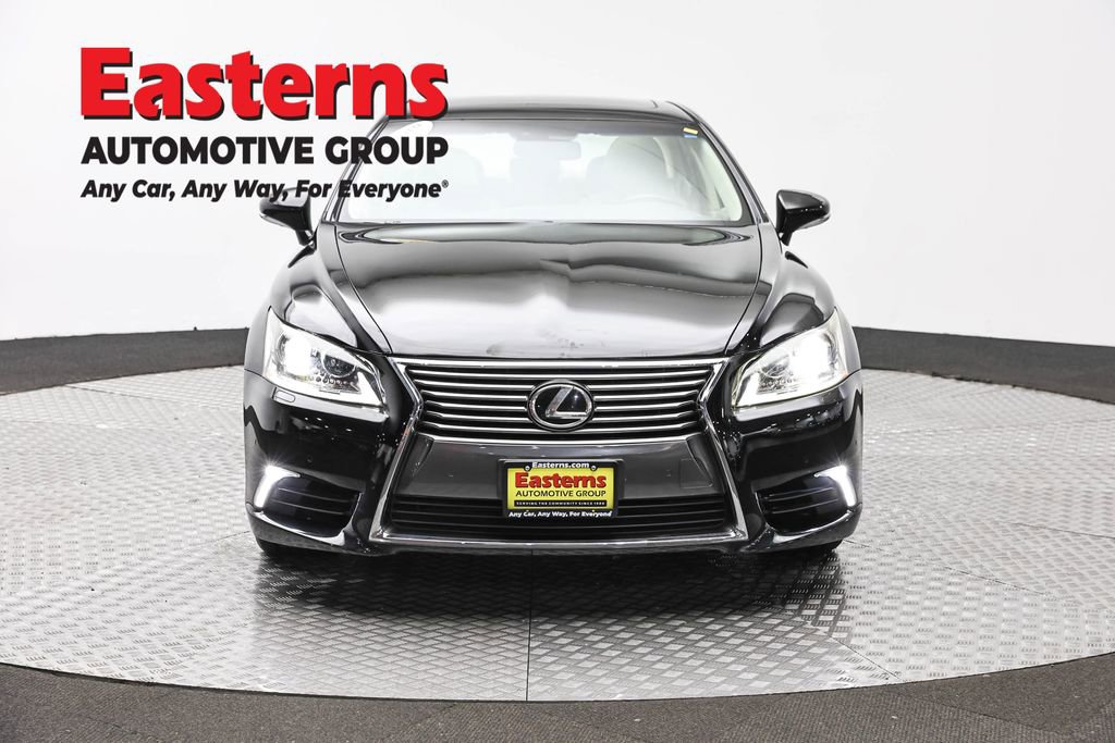 Used 2014 Lexus LS 460 AWD w/ Comfort Package image 2