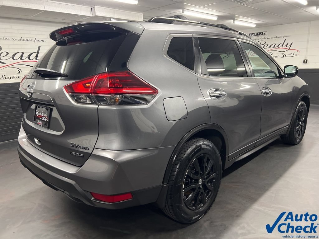 Used 2018 Nissan Rogue SV AWD/4WD image 11