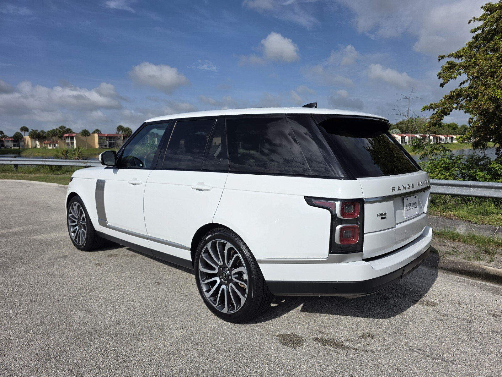 Certified 2022 Land Rover Range Rover Westminster Edition AWD/4WD image 2
