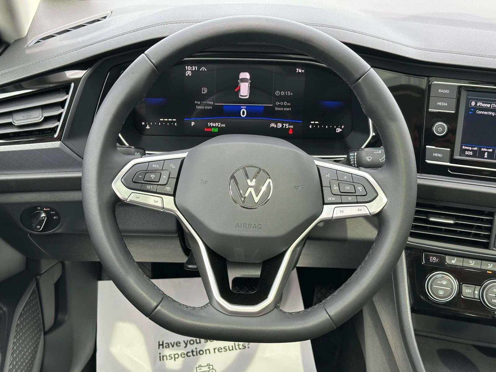 Used 2024 Volkswagen Jetta SE w/ Panoramic Sunroof Package FWD image 12