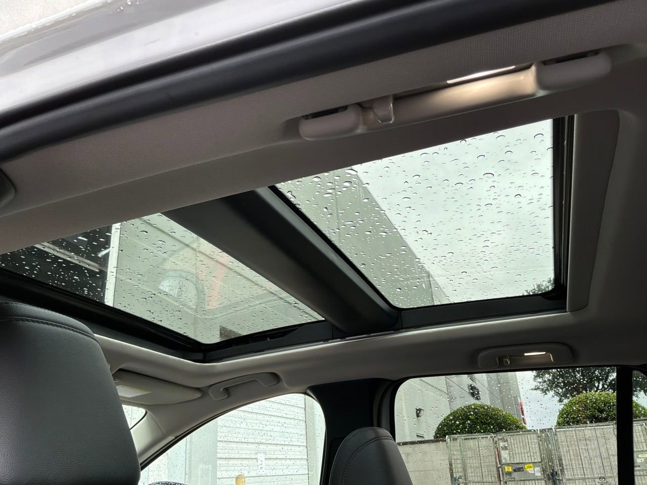 Used 2025 MAZDA CX-50 2.5 Hybrid w/ Premium Plus Pkg AWD/4WD image 19