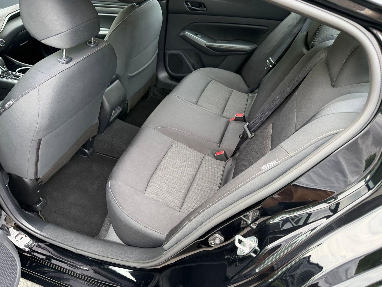 Used 2024 Nissan Altima 2.5 SV AWD/4WD image 14