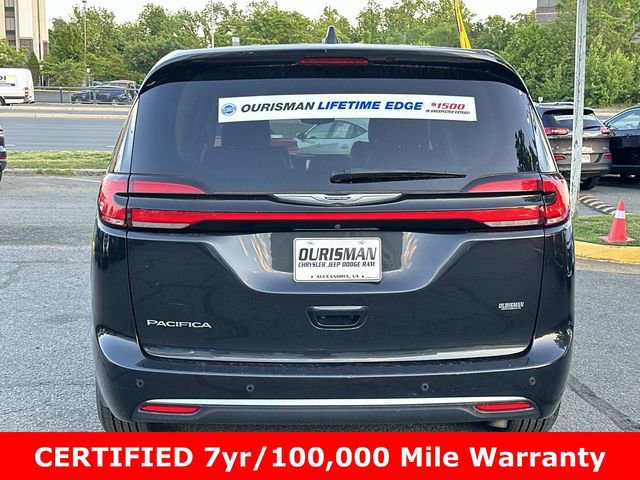 Certified 2023 Chrysler Pacifica Touring-L FWD image 4