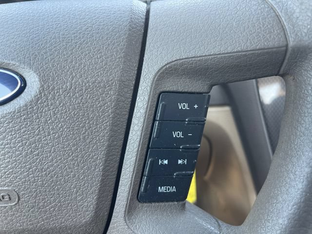 Used 2006 Ford Fusion SE FWD image 23
