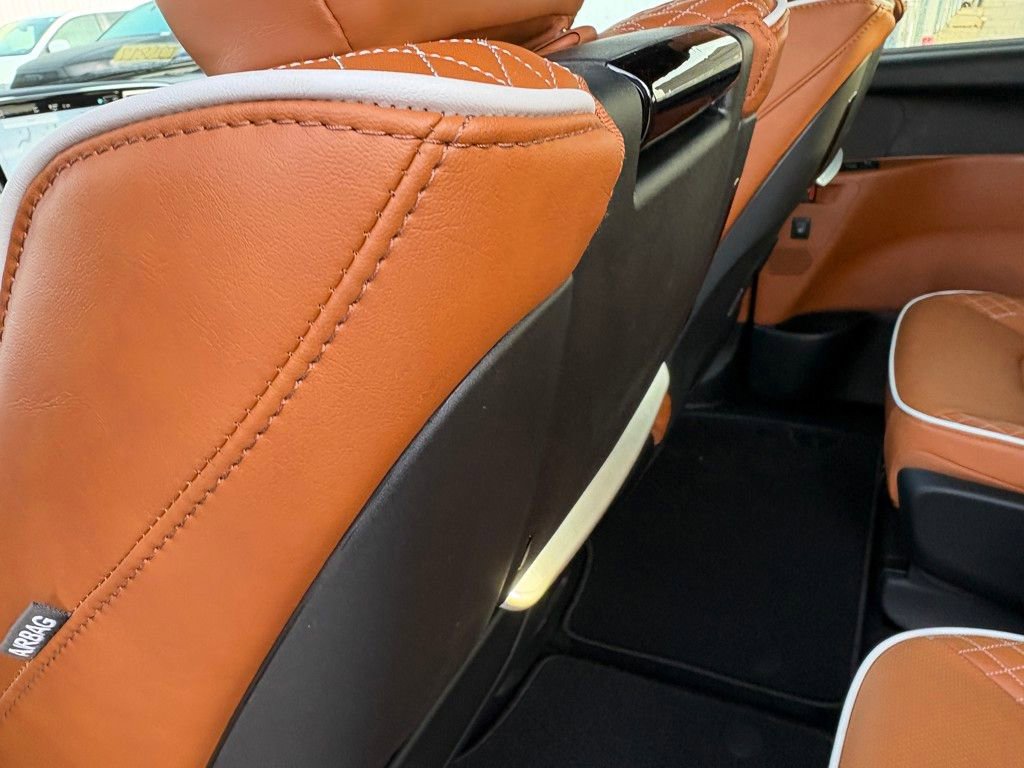 New 2026 Chrysler Pacifica Pinnacle w/ Trailer Tow Group image 12