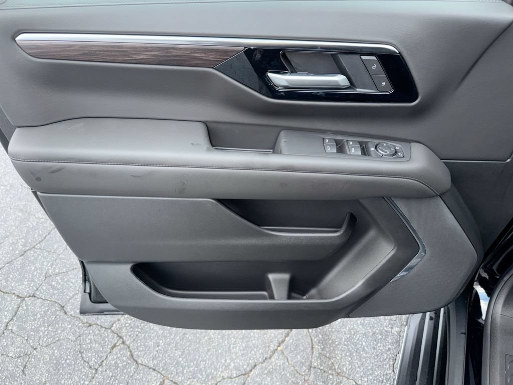 New 2026 Chevrolet Tahoe LS AWD/4WD image 15
