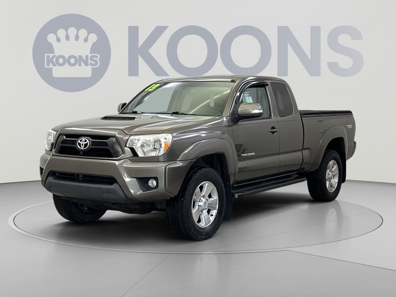 Used 2013 Toyota Tacoma 4x4 Access Cab V6 w/ TRD Sport Pkg image 4