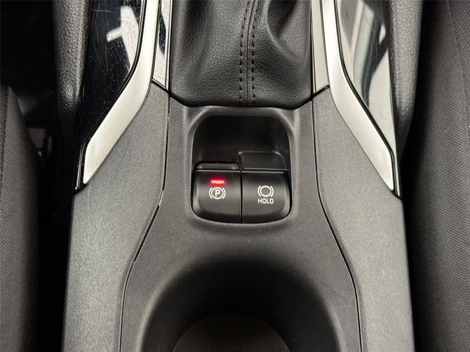 Certified 2023 Toyota Corolla Cross LE FWD image 27
