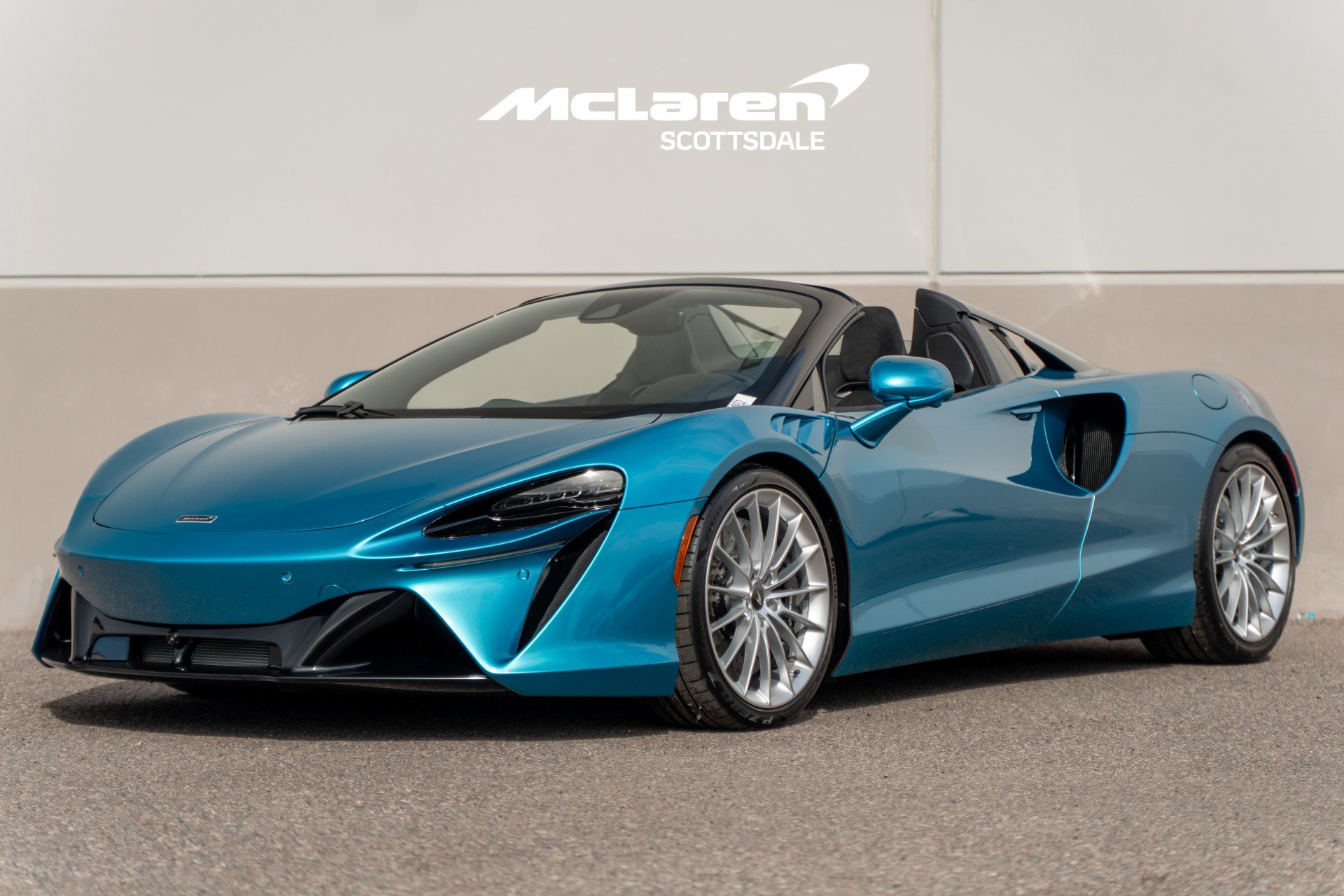 New 2026 McLaren Artura Spider image 3