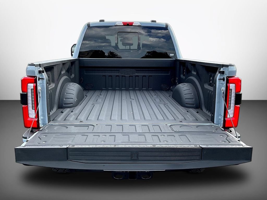 New 2026 Ford F350 Platinum w/ Tremor Off-Road Package AWD/4WD image 16