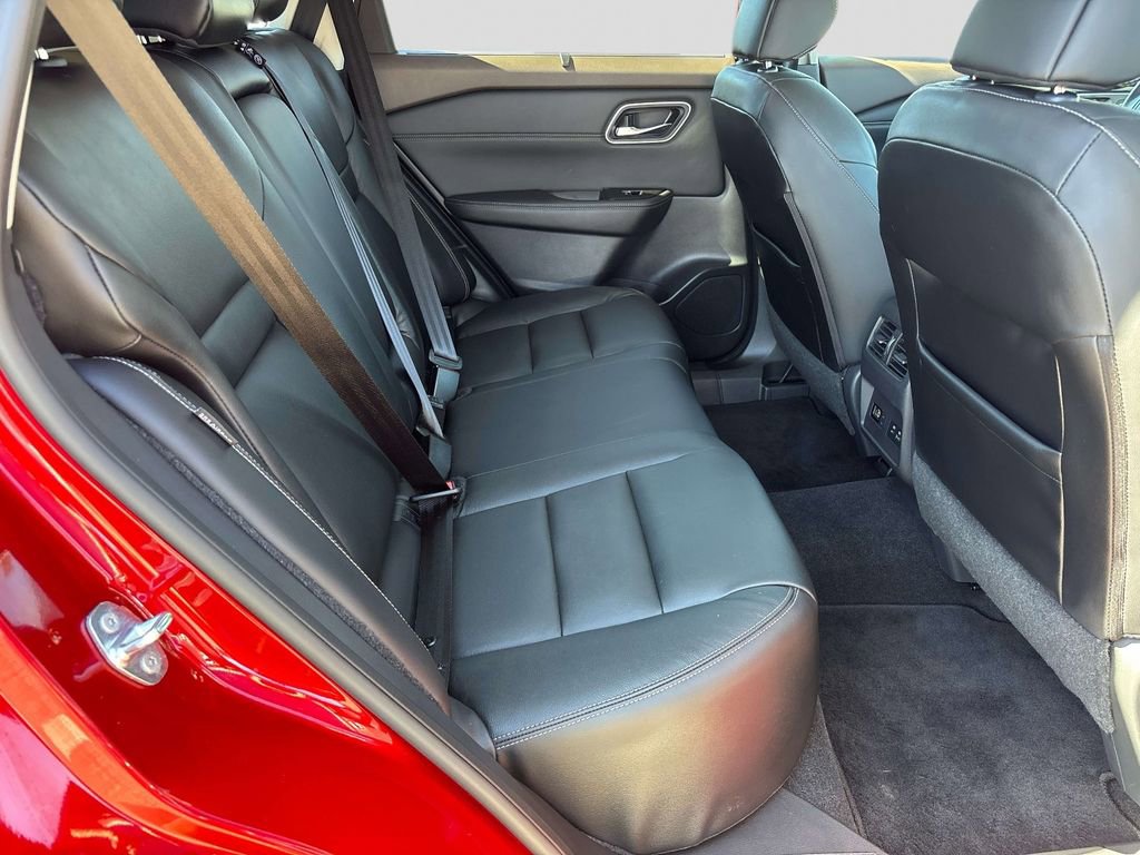 Used 2021 Nissan Rogue SL w/ Premium Package AWD/4WD image 15