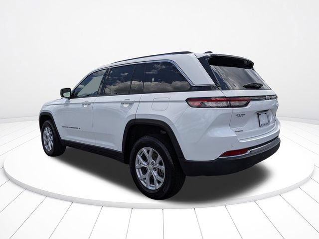 Used 2023 Jeep Grand Cherokee Limited AWD/4WD image 5