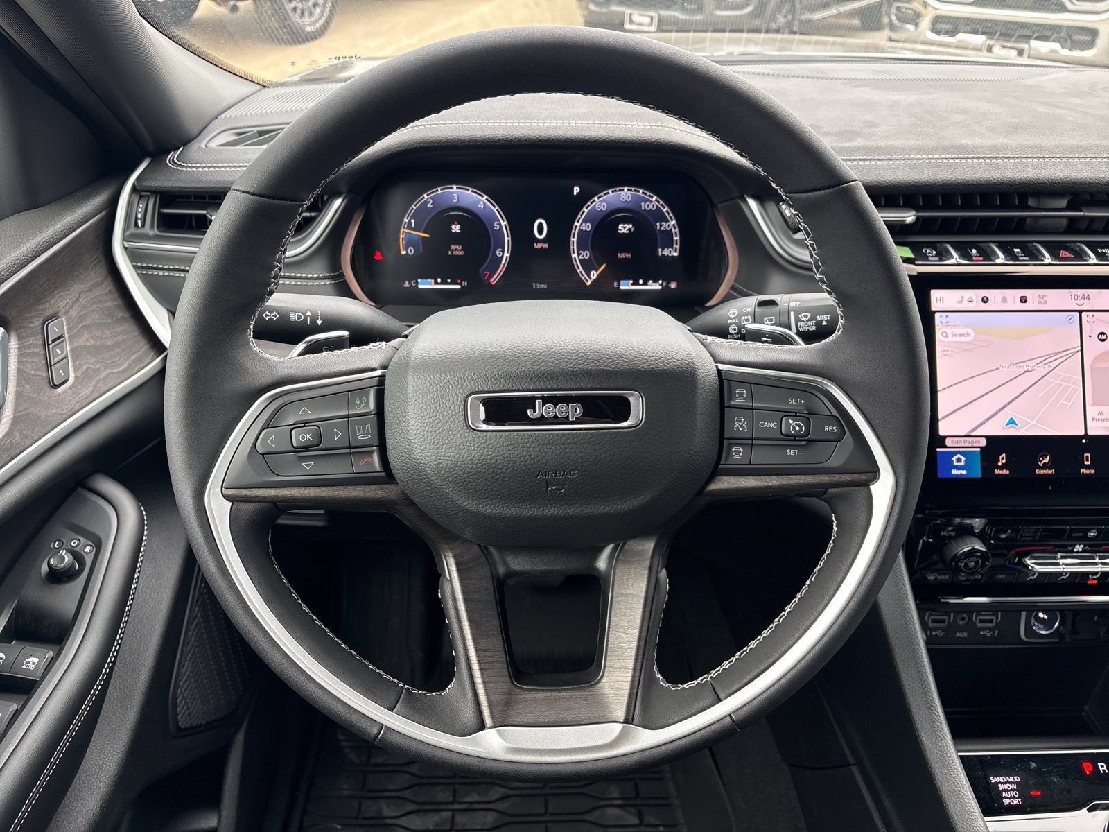 New 2025 Jeep Grand Cherokee L Limited AWD/4WD image 23