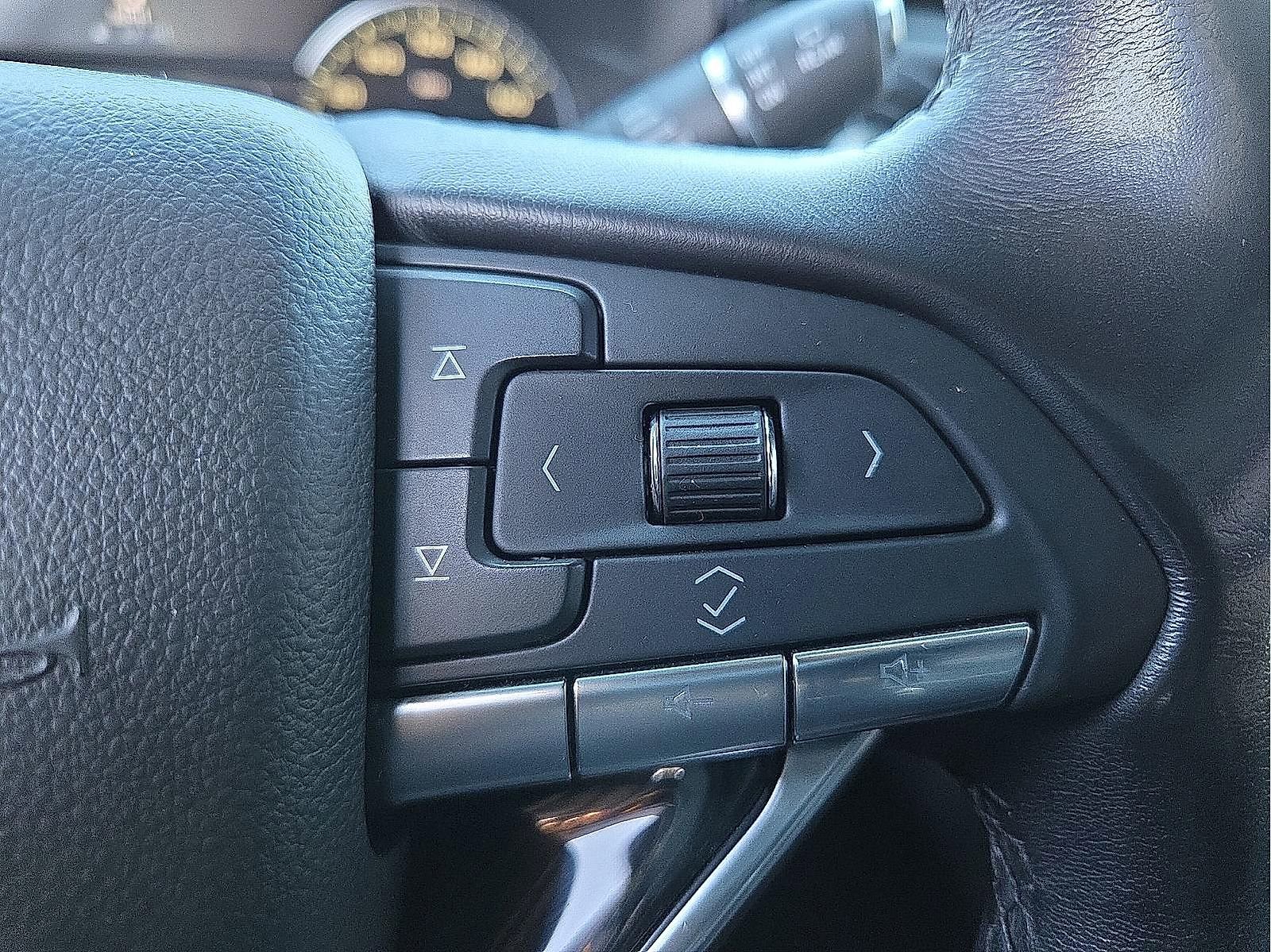 Used 2020 Cadillac XT6 Premium Luxury image 16