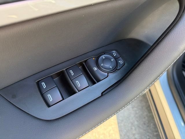 Used 2025 Chevrolet Blazer LT w/ Driver Confidence Package FWD image 19