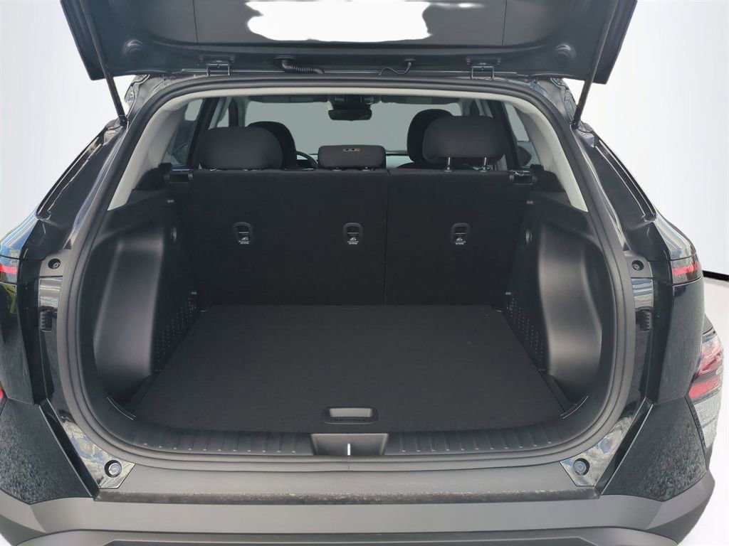 New 2026 Hyundai Kona SE image 14