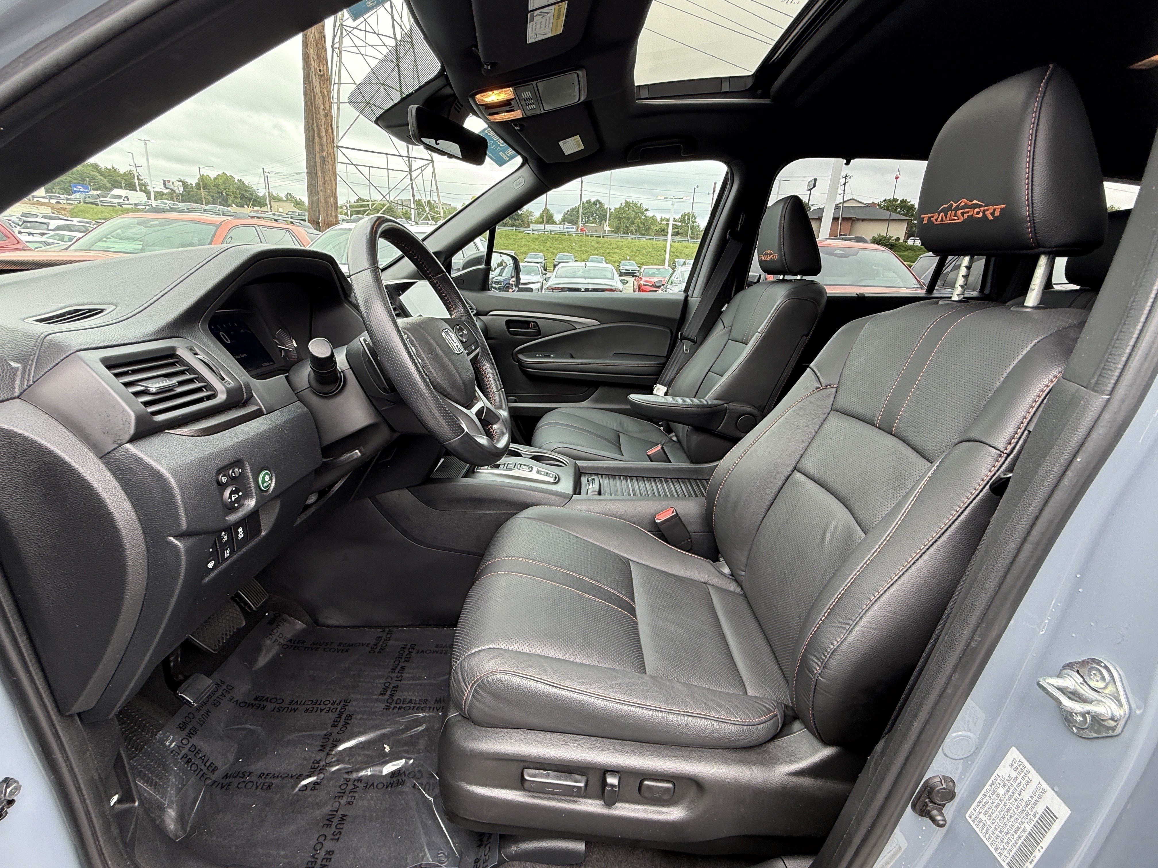 Used 2023 Honda Passport TrailSport image 16