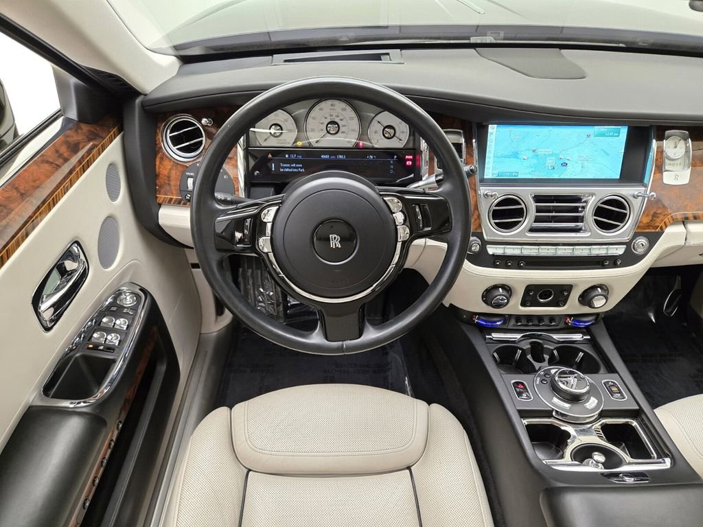 Certified 2017 Rolls-Royce Ghost image 22