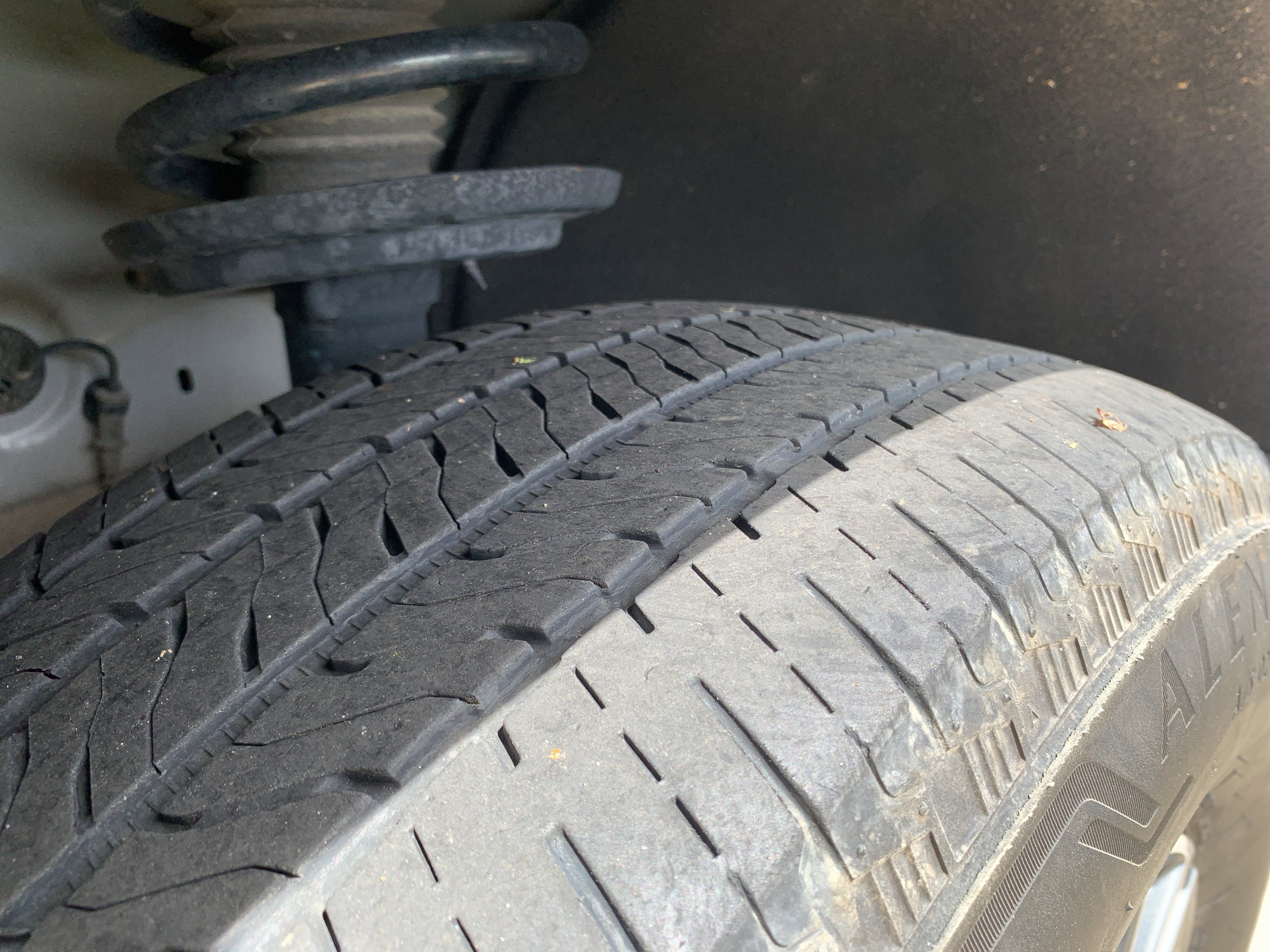 Used 2024 Chevrolet Traverse LT image 12