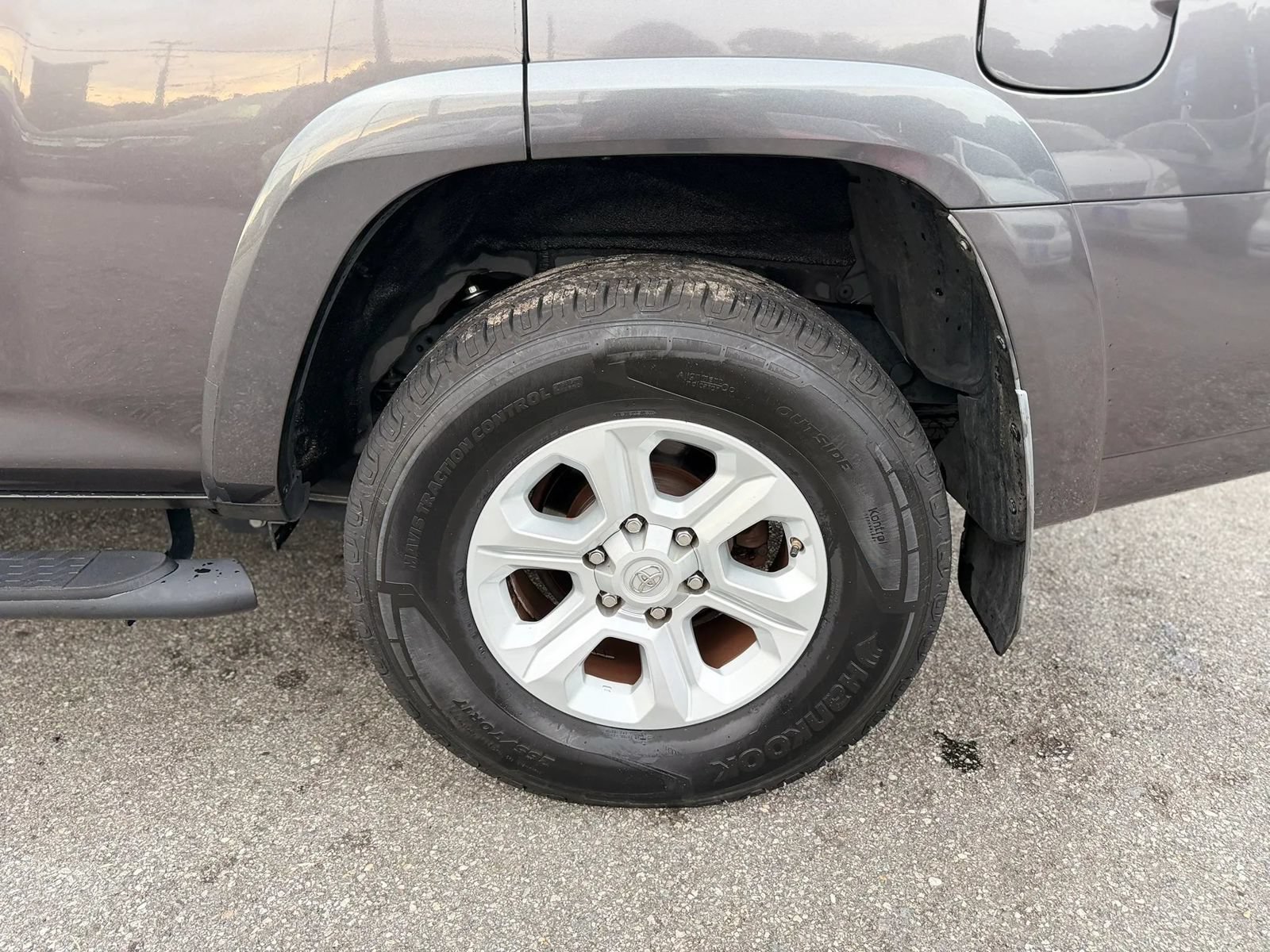 Used 2016 Toyota 4Runner SR5 RWD image 4