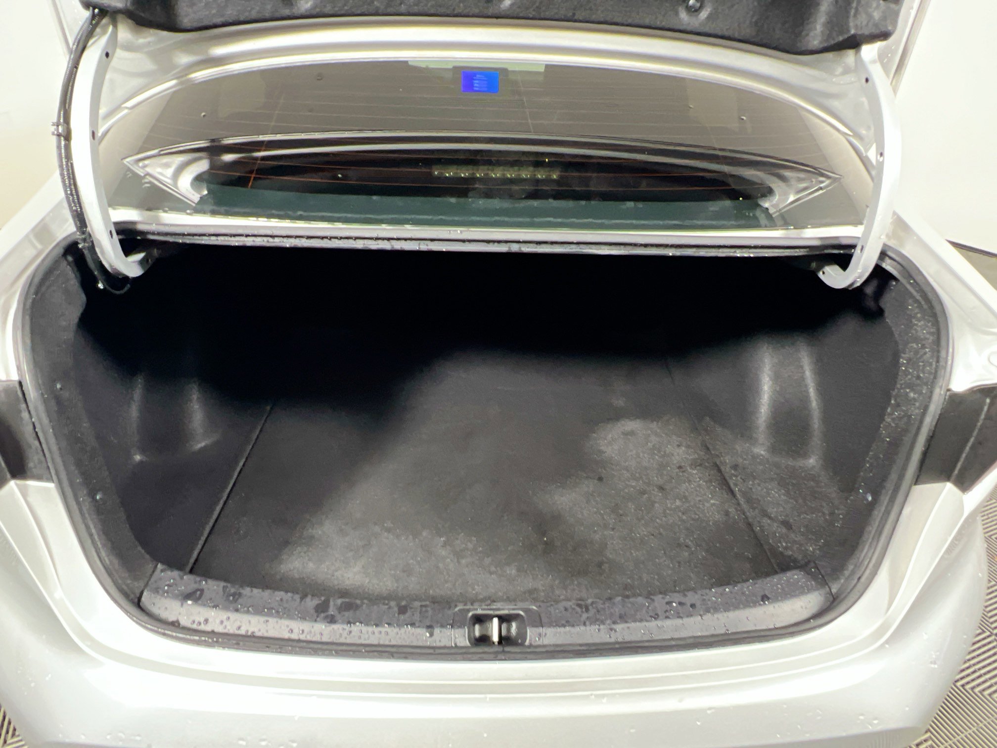 Used 2024 Toyota Corolla LE FWD image 33