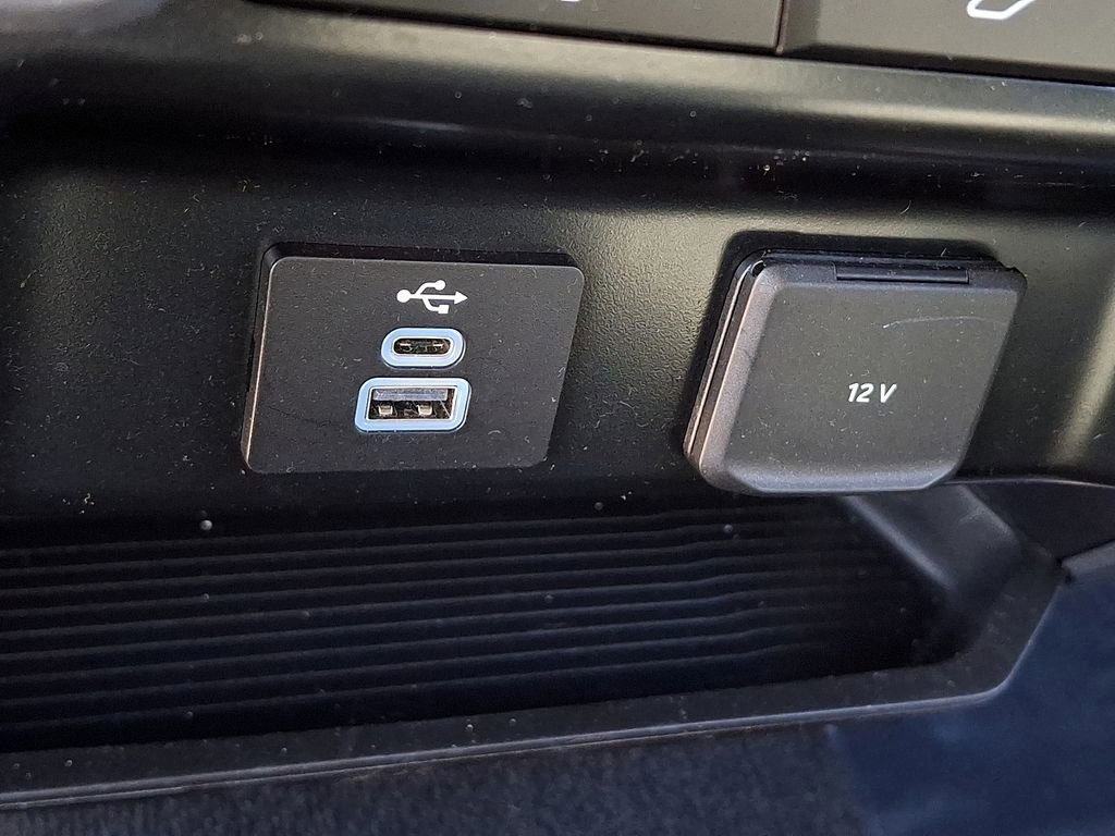 Used 2025 Ford F250 XLT AWD/4WD image 23