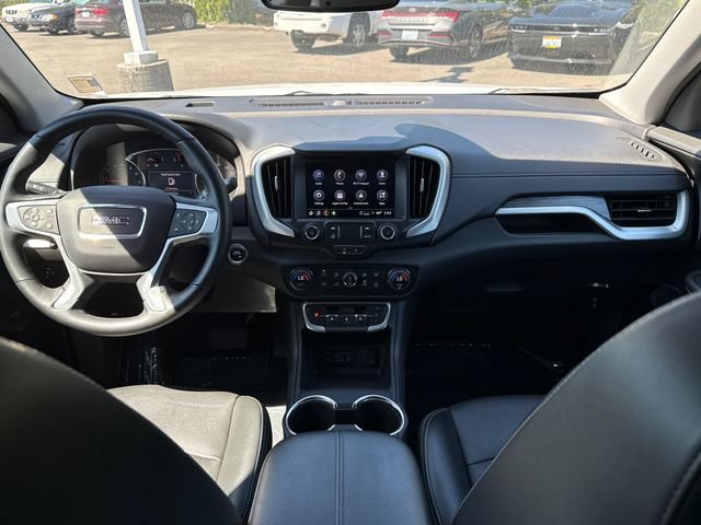 Used 2024 GMC Terrain SLT AWD/4WD image 8